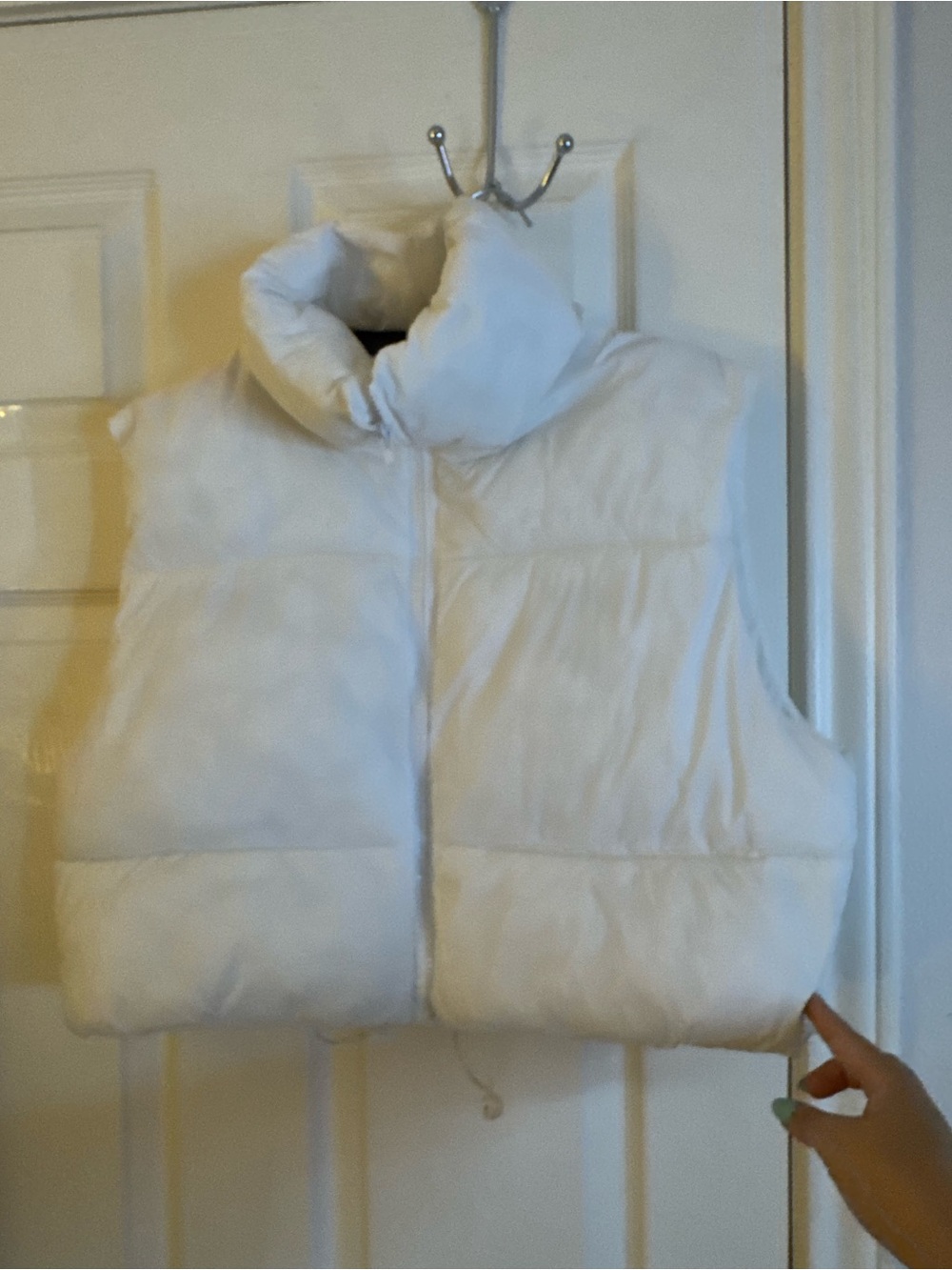 White Super Cute Cropped Puffer Vest - Lightweight Warmth